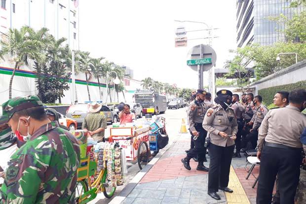 Amankan Demo Buruh dan...