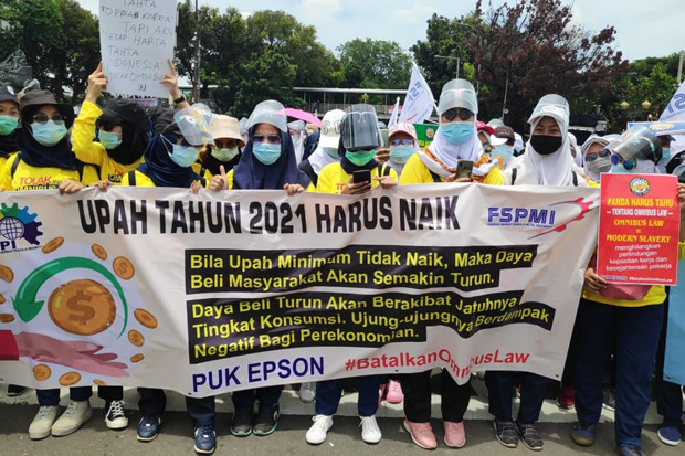 Unjuk Rasa Tolak UU...