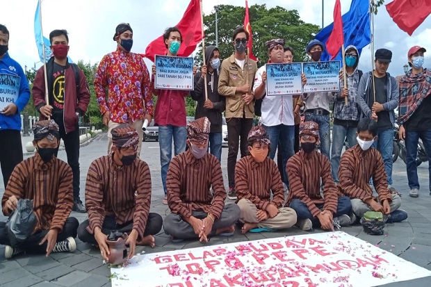 Protes UMP, Buruh di...