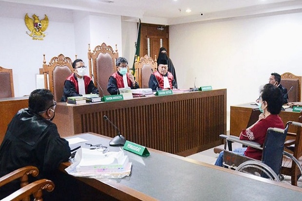 Terdakwa Keterangan...