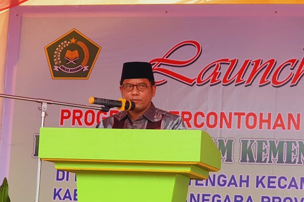 Canangkan Kampung Zakat,...
