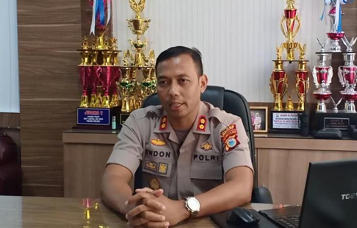 Polisi Periksa Sejumlah...