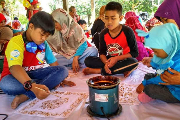 Bangun Kemandirian,...