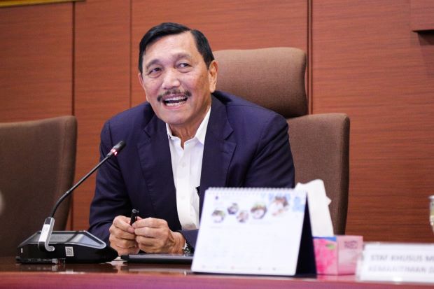 Opung Luhut dan Erick...
