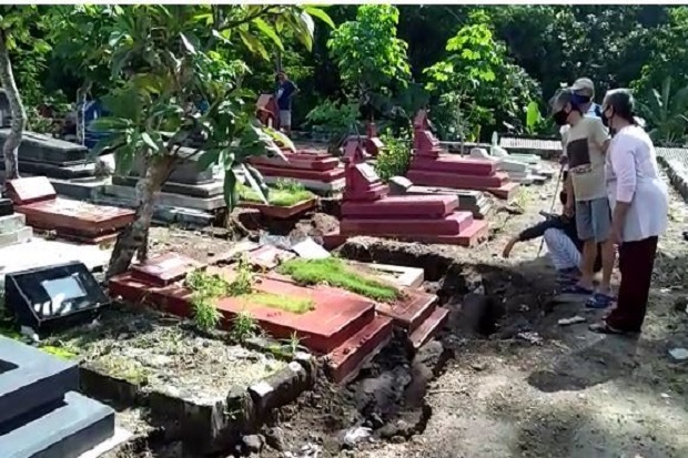 Warga Minta Dibuatkan...
