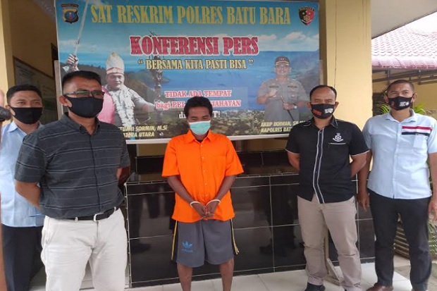 Asyik Minum Tuak, Mantan...