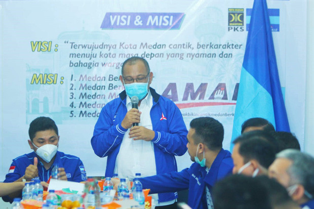 Ada Keluarga Pembesar...