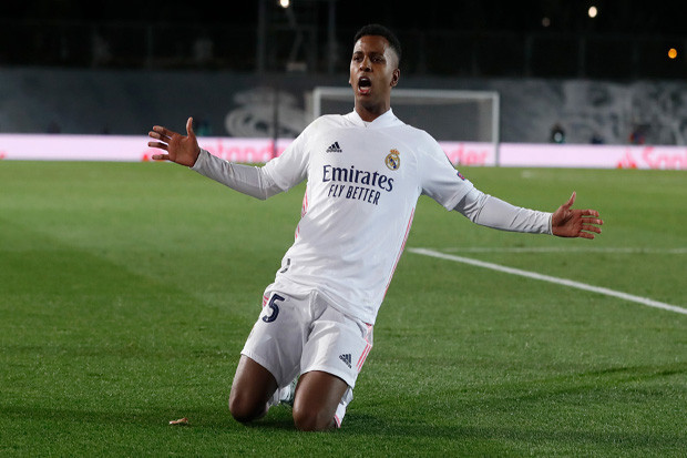 Rodrygo, Selamatkan...