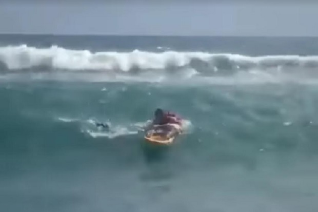 Coba Bunuh Diri, Cewek...