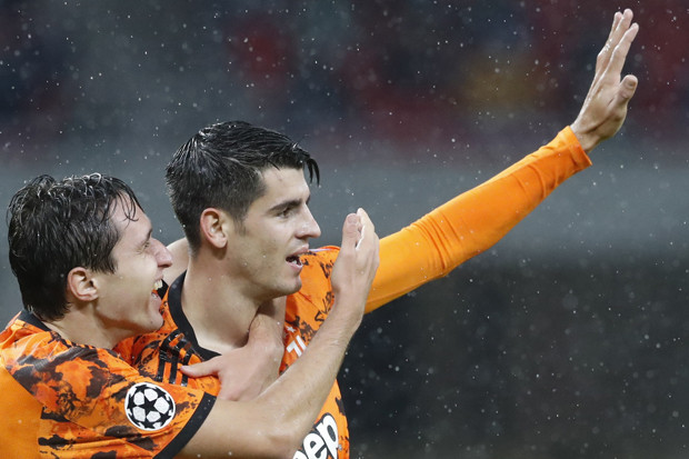 Menang Telak, Morata...