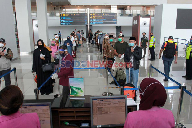 Tiga Jamaah Umrah Indonesia...