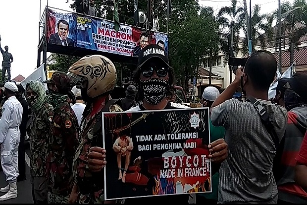GPI Bakar Produk Prancis,...