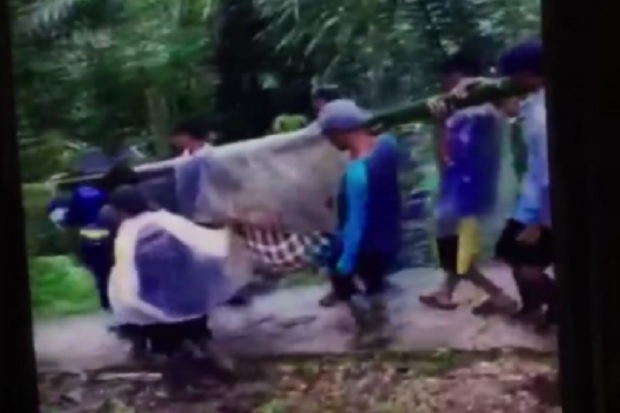 Unggah Video Ibu Hamil...
