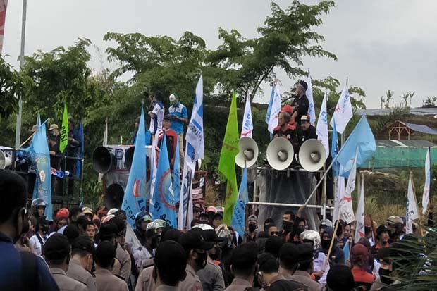 Bertemu Bupati, Perwakilan...