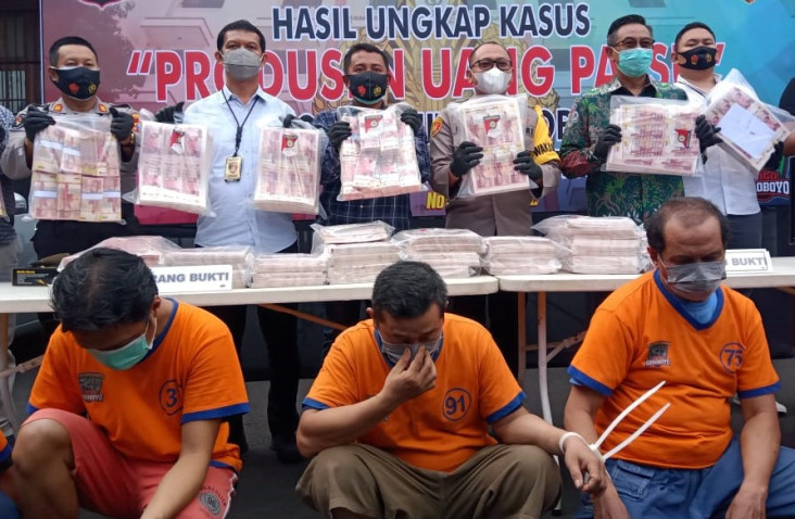 Polrestabes Surabaya...