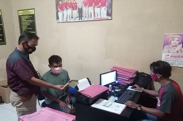 Kenalan dengan Pemuda...