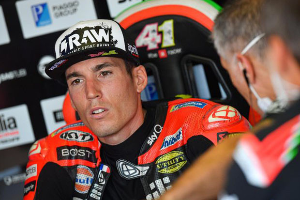 Espargaro Desak Aprilia...