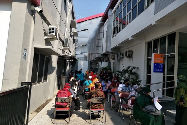 21 Ribu Guru SD dan...