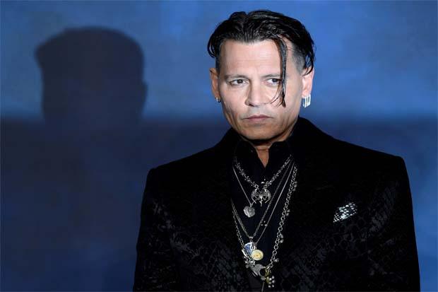Kalah Sidang, Johnny...