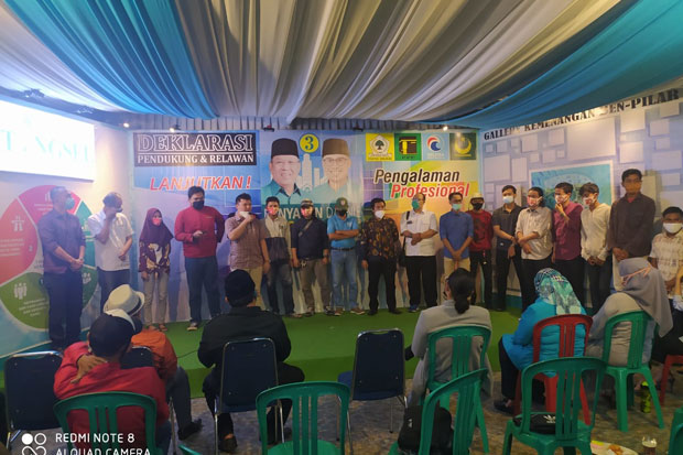 Relawan Azizah dan Muhamad...