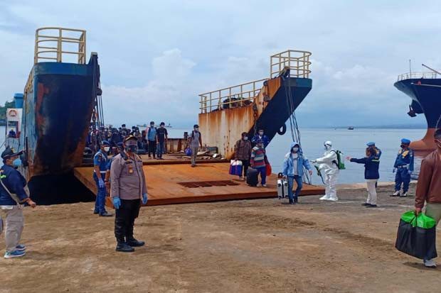 200 Lebih Aparat Gabungan...