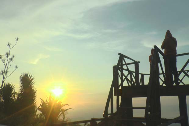 Cerita Pemburu Patahan...