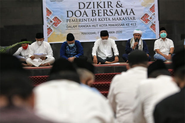 Pemkot Gelar Dzikir...