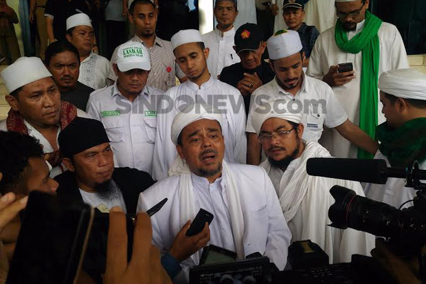 Habib Rizieq Pulang,...