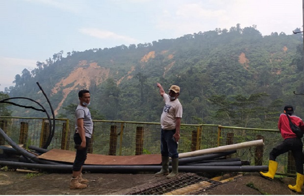 Penambang Emas di Bogor...