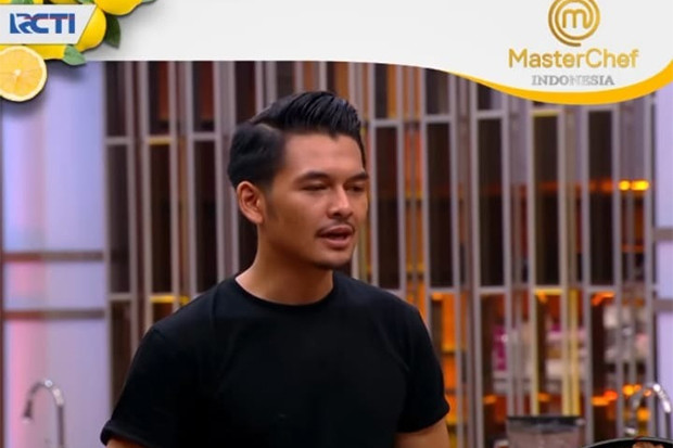 Aziz Sukses Rebut Apron...