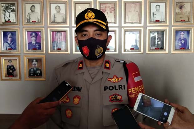 Polisi Kejar Tiga Pelaku...