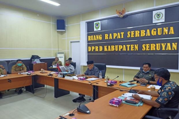 Sembilan Ranperda Usulan...