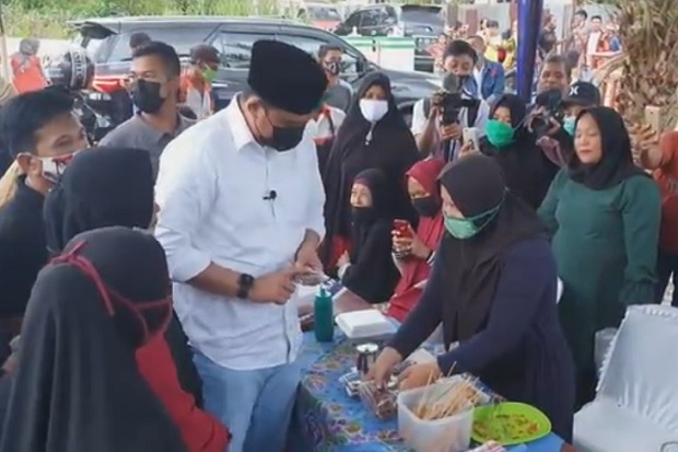 Bobby Nasution Datang...