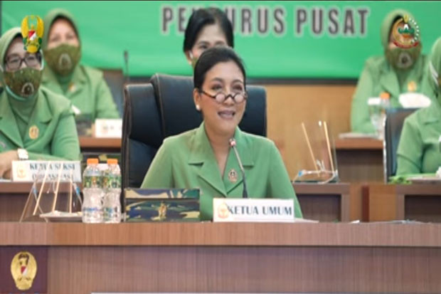 Persit KCK dan Yayasan...