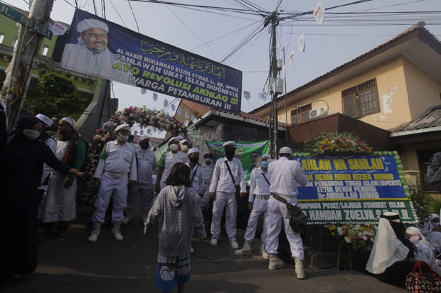 Massa Pendukung Habib...
