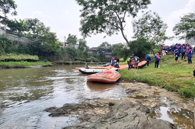 Benahi Ciliwung, Bima...
