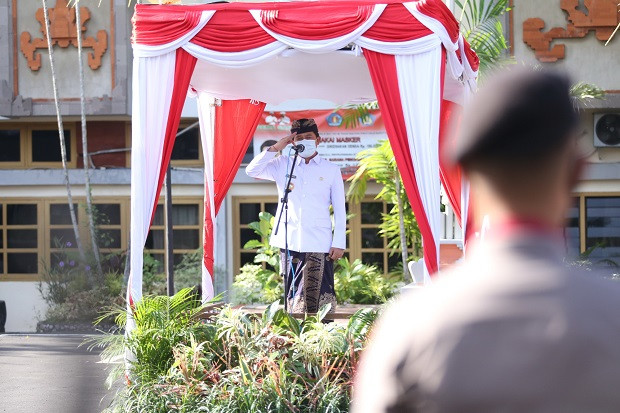 Bupati Suwirta Ajak...