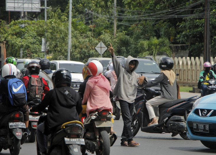 Pemotor Lawan Arus Dominasi...