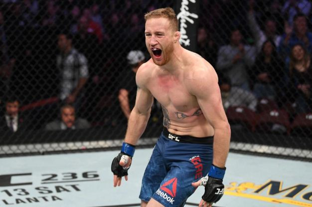 Conor McGregor Bikin...