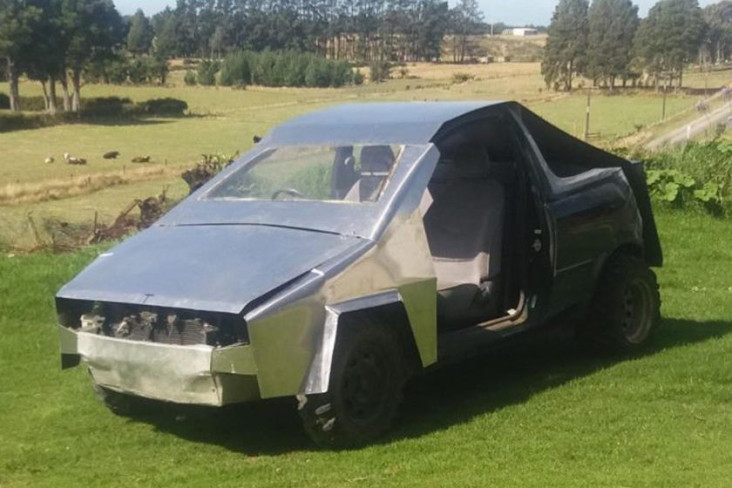 Tak Mampu Beli Tesla...