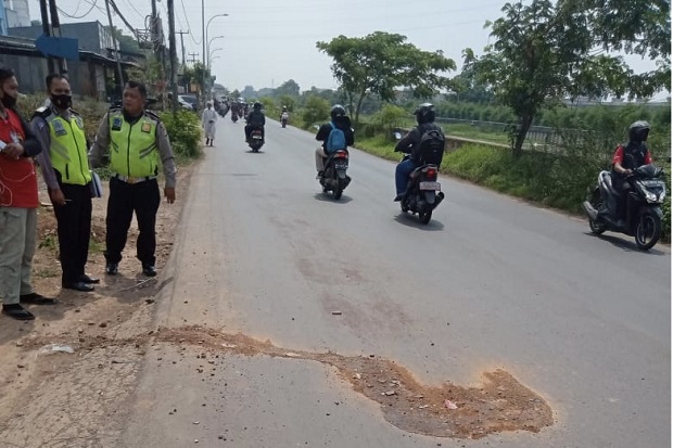 Bersenggolan saat Ngebut,...