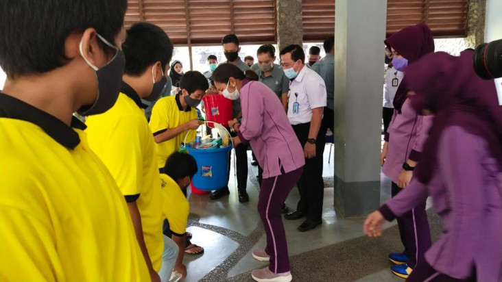 IKKT PWA Berikan Edukasi...
