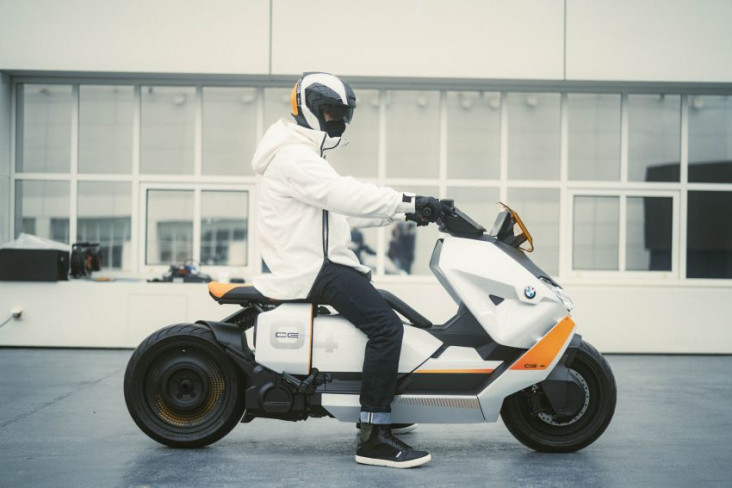BMW Motorrad Luncukan...