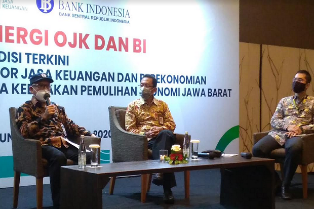 Industri Mulai Menggeliat,...
