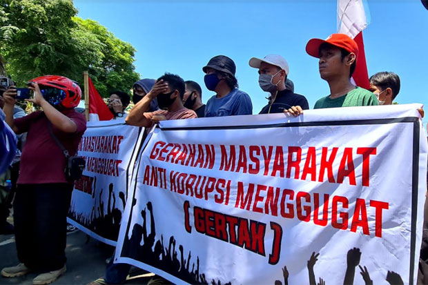 Aksi Demo Usut Kasus...