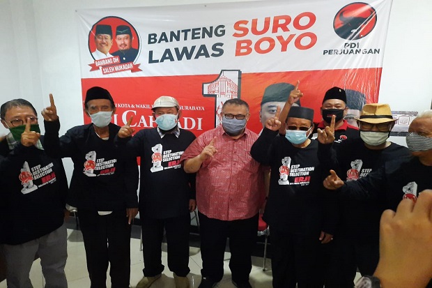 Banteng Lawas Turun...