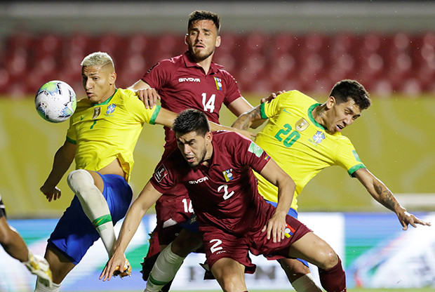 Firmino Jadi Penentu...