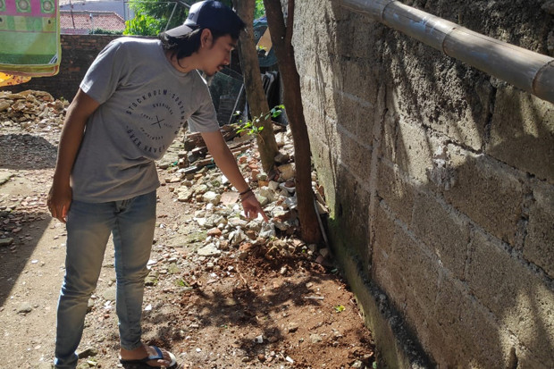 Kucing Ditembak Mati...
