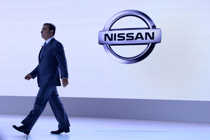 Nissan Tuntut Mantan...