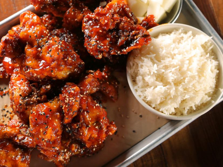 6 Makanan Korea Terpopuler,...